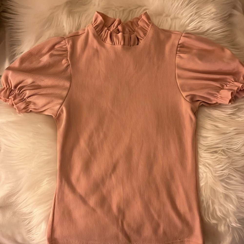 Stretchy Ruffle pink top